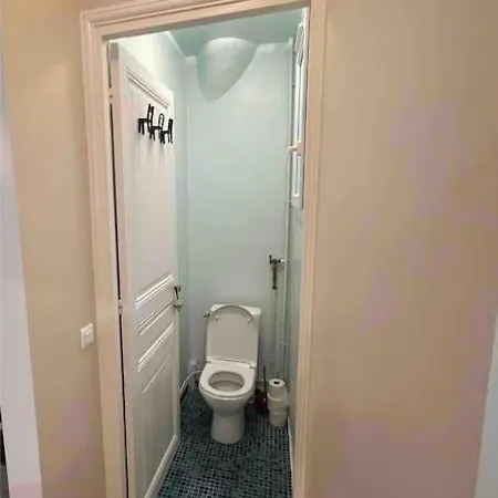 Spacious And Convenient 2 Bedroom Flat In Centre 아파트