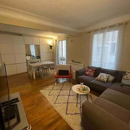 Spacious And Convenient 2 Bedroom Flat In Centre Appartement
