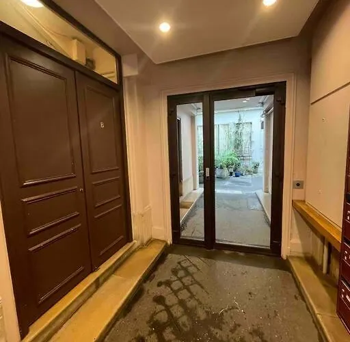 Spacious&convenient 2 Br Flat In Centre