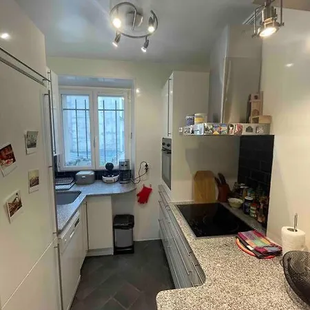 아파트 Spacious And Convenient 2 Bedroom Flat In Centre *