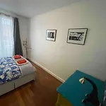 Spacious And Convenient 2 Bedroom Flat In Centre